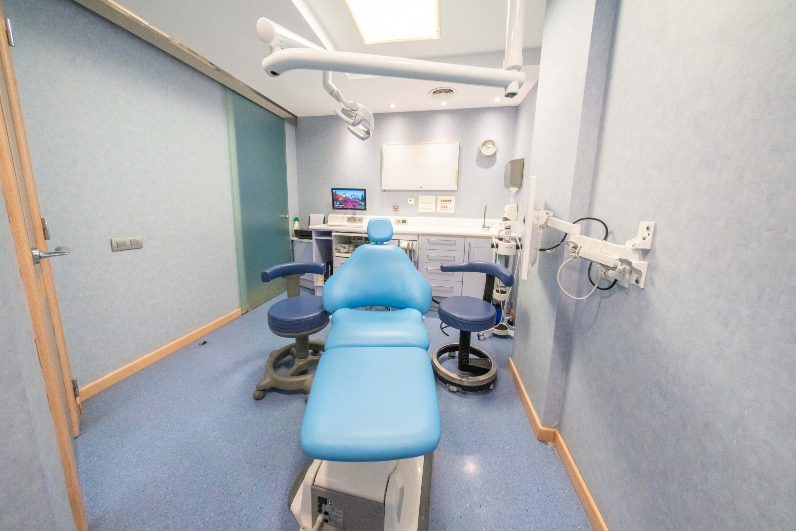 tratamientos de periodoncia en el eixample en nuestra clinica dental de barcelona | Implantes dentales cuando hay poco hueso opciones de tratamiento