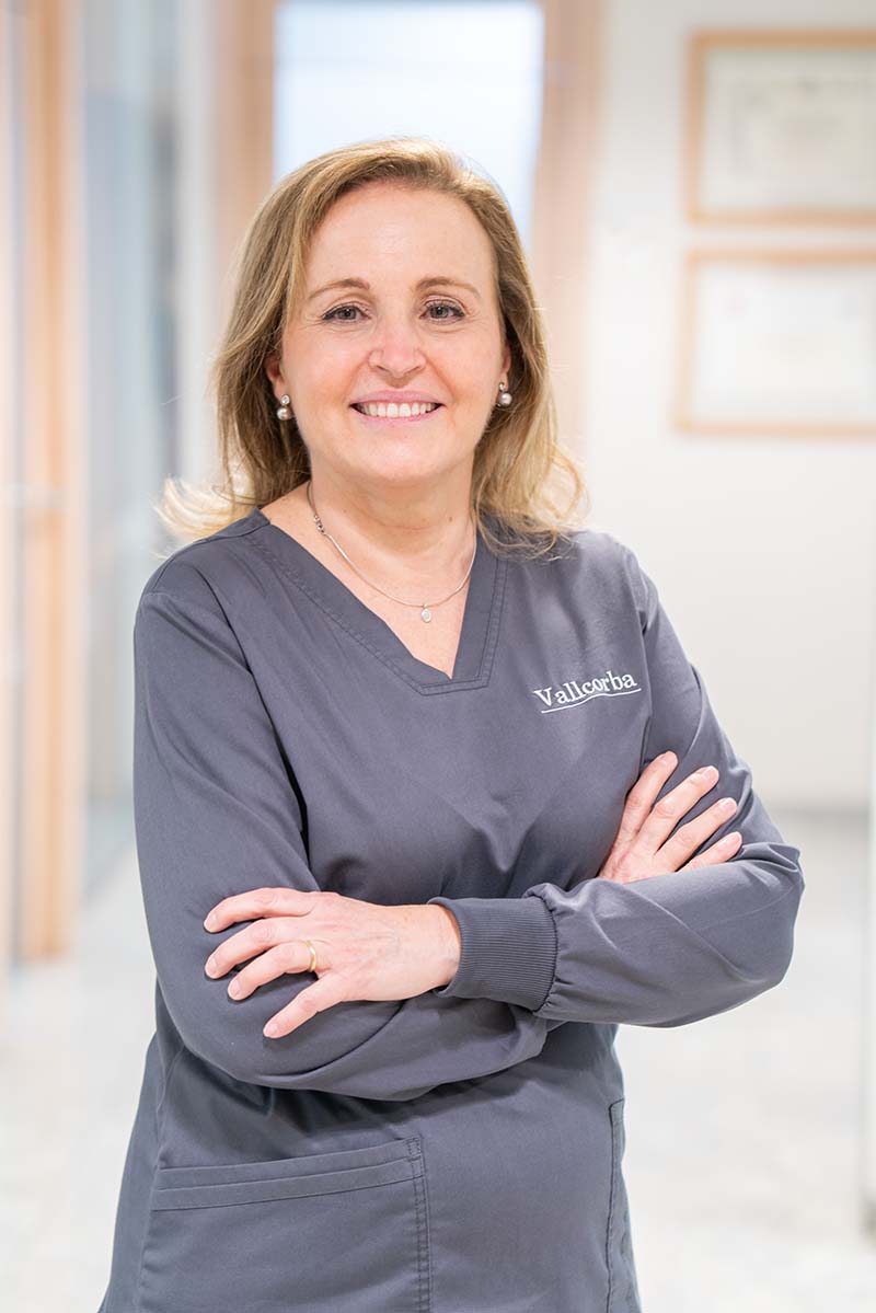 la direccion medica de la Dra. Nuria Vallcorba | dentista eixample